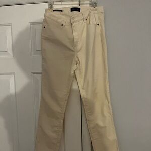 Talbots women’s cream cordury pants
High waisted straight leg